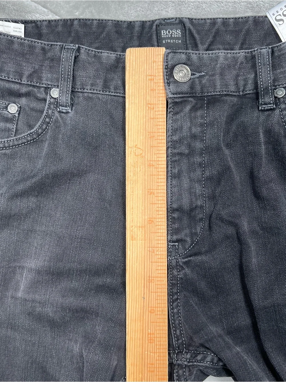 Hugo Boss Delaware 1 Jeans Mens 36x33 Black Stretch Straight Leg Denim Cotton